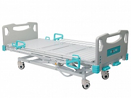 Функциональная медицинская кровать с механической регулировкой секций